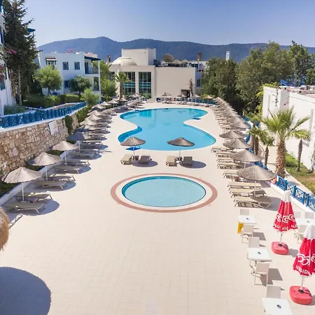 호텔 보드룸 홀리데이 리조트&스파 Bodrum