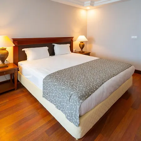 호텔 보드룸 홀리데이 리조트&스파 Bodrum