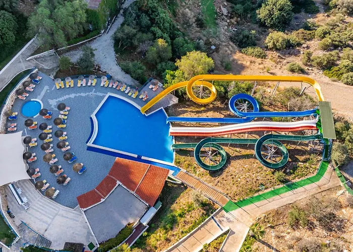 & Ξενοδοχείο 5*