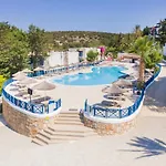 & Ξενοδοχείο 5*