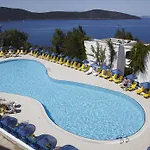Ξενοδοχείο & 5*