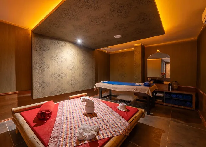 وسبا هوليداي فندق 5*