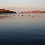 & Ξενοδοχείο Αλικαρνασσός