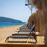 & Ξενοδοχείο