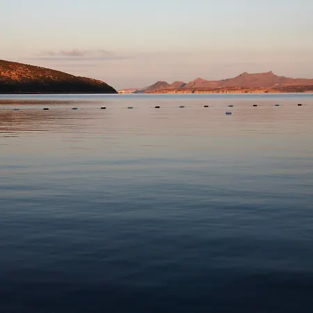 & Ξενοδοχείο Αλικαρνασσός