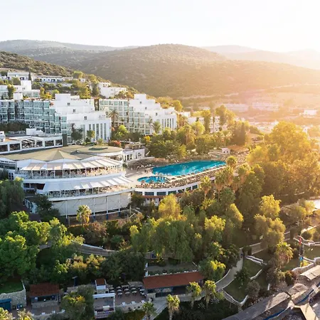 & Ξενοδοχείο 5*